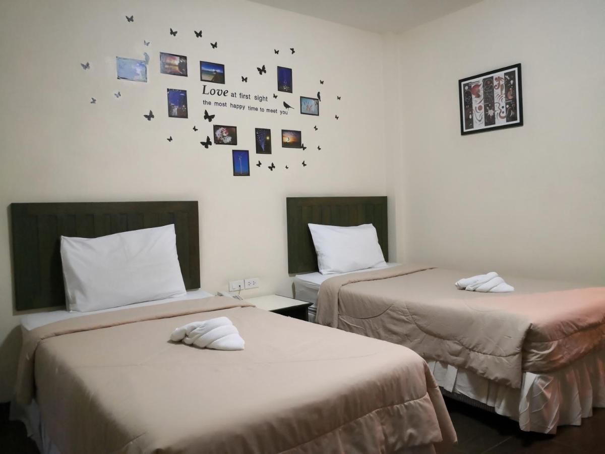 Baan Suksiri Hotel HHQ Eksteriør billede
