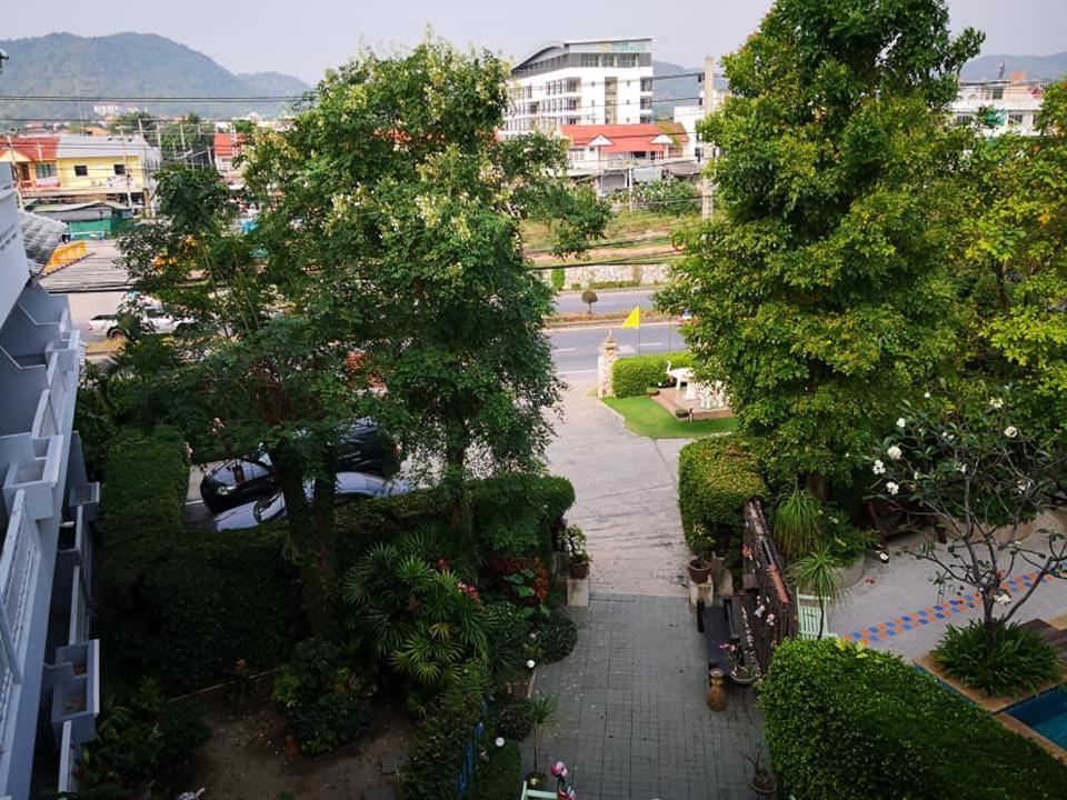 Baan Suksiri Hotel HHQ Eksteriør billede