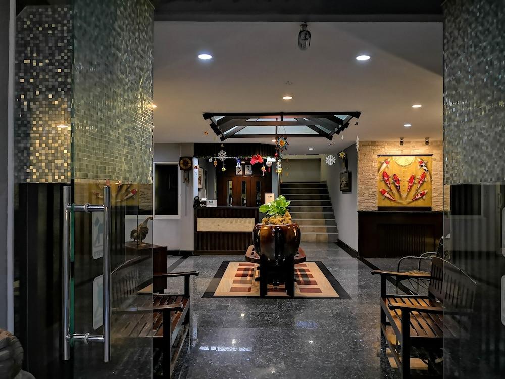 Baan Suksiri Hotel HHQ Eksteriør billede